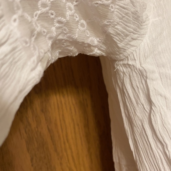 Size medium white dress - Picture 4 of 5